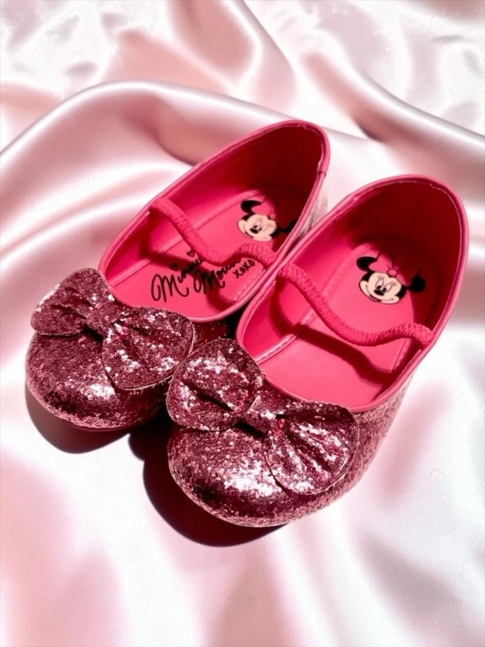 Disney Minnie Mouse Bow Flats Pink Smooth‑Glitter Little Kid Size 13 EUC 🎀